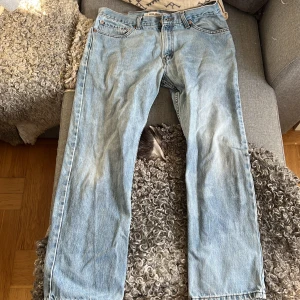 Levis jeans 36x32 - Levis jeans regular fit, cond 7/10