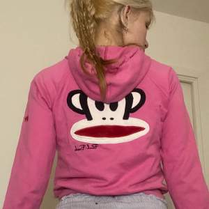 skit gullig rosa zip up hoodie, passar bra med juicy mjukisbyxor o liknande (tecken på användning finns dvs hoodien är lite avfärgad)