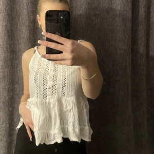 ”Volang” topp - Gulligt linne från chica london, xs