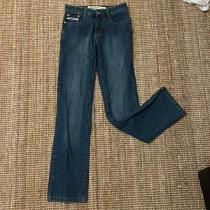 Diesel jeans - Midwaist Diesel Jeans. Storleken har suddats bort men passar S.