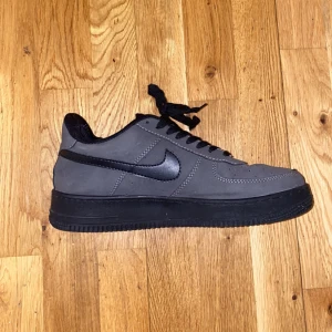 Nike skor - Nike airforce  Unik färg 