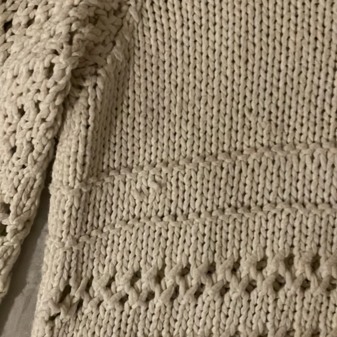 Stickad tröja  - 90