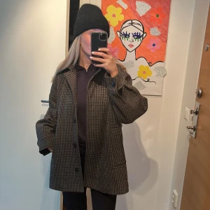 Weekday kappa - Kappa från weekday. Storlek xs men oversized! Jättefint skick🫶