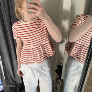 Tröja - Fin tröja från zara som börjar bli för liten för mig❤️Fint skick❤️