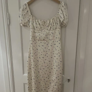 Sanna Jörnvik x NA-KD - Helt oanvänd.  Storlek 34.