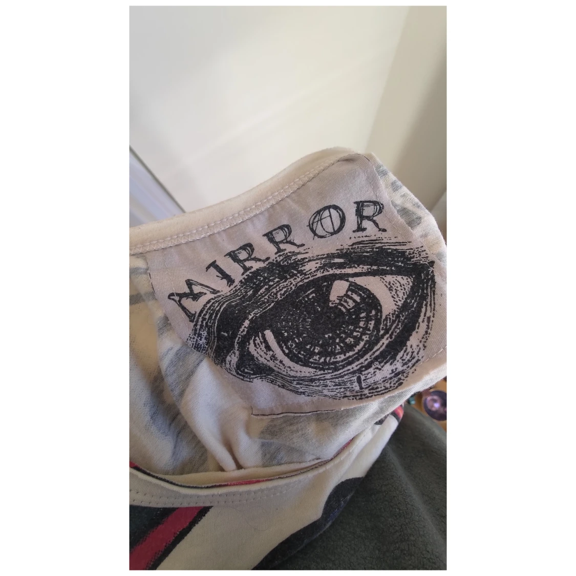 T-shirt i storlek L - 91