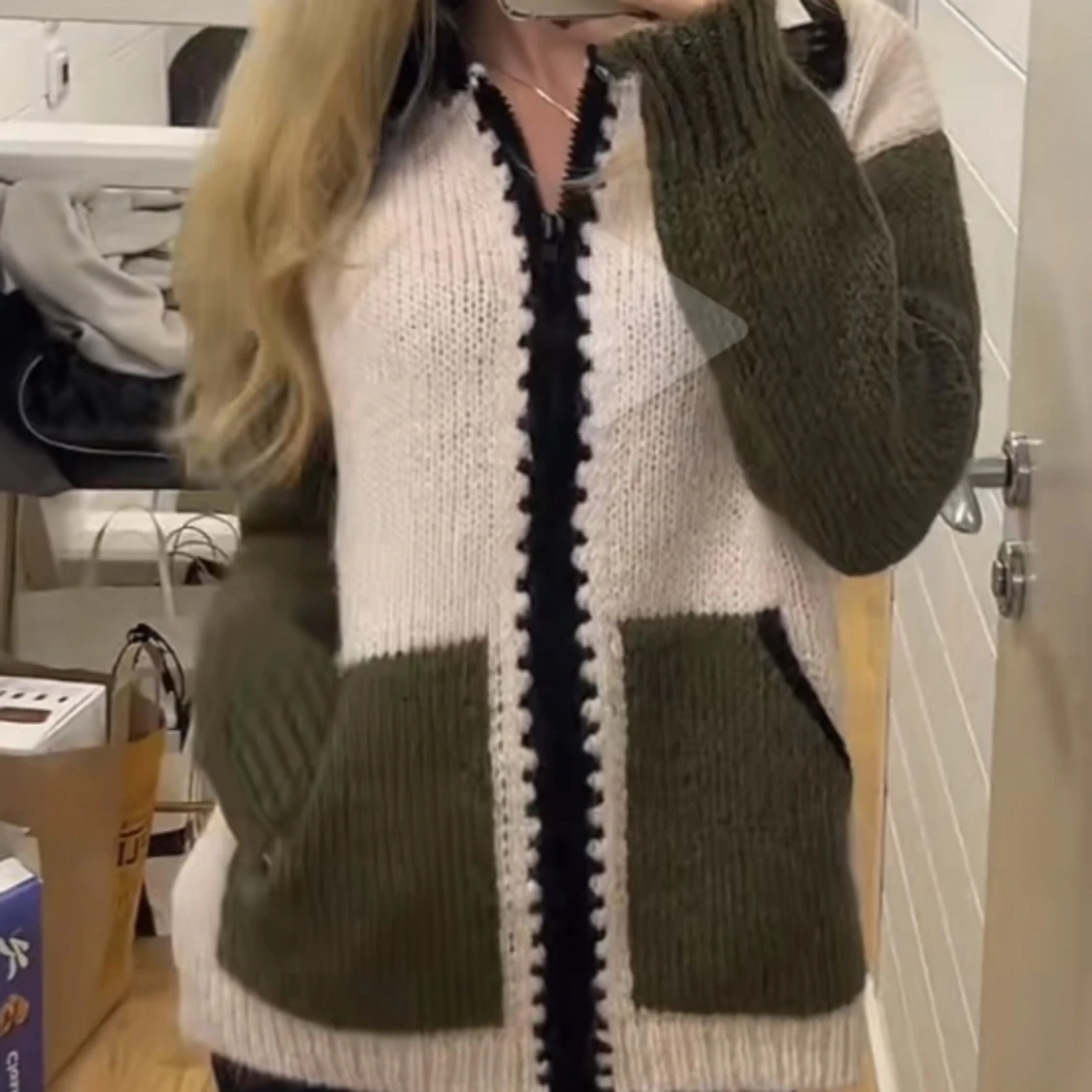 Trendig och snygg Zara kofta