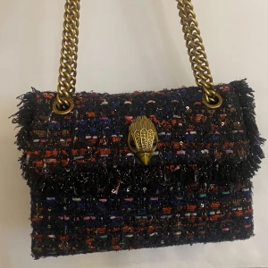 Kurt geiger väska  - Kan även byta mot en röd!! Är i nyskick!!