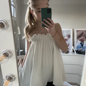 TOPP/KJOL - Kjol från ginatricot, superfin att också använda som topp