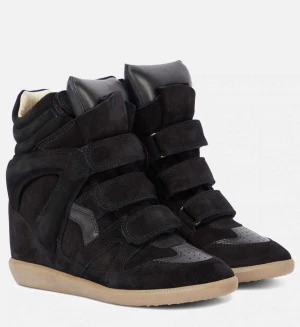 Isabel marant skor  - Jätte fina skor i bra skick. Nypris 5200kr. Säljer pga för små. 