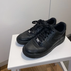 Nike air force - Air force 1 i mycket bra skick, köpta på foot locker. 