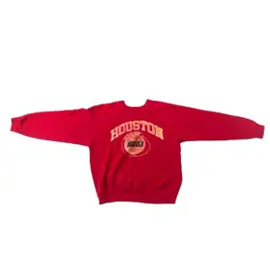 En vintage crewneck med faded tryck. Den sitter som en small. Priset kan diskuteras.