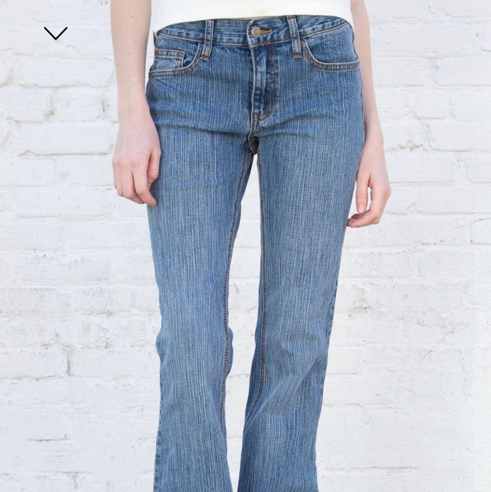 Säljer mina brielle 90’s jeans från brandy mellvile. Säljer pga att jag inte använder dom längre då dom är alldeles för stora. Köpte byxorna för 400kr, säljs för 350kr+frakt.. Jeans & Byxor.