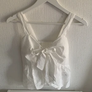 fin topp - jätte fin topp till sommaren❤️❤️❤️ALDRIG ANVÄND!!