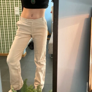 Manchester brallor - Nice ljusbeiga Manchesterbyxor, lite utsvängda! 
