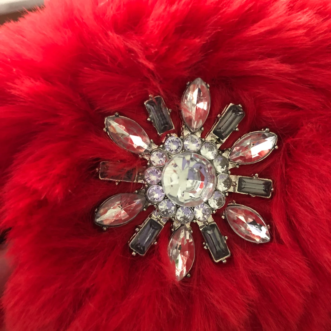 Klarröd fuskpäls - 91