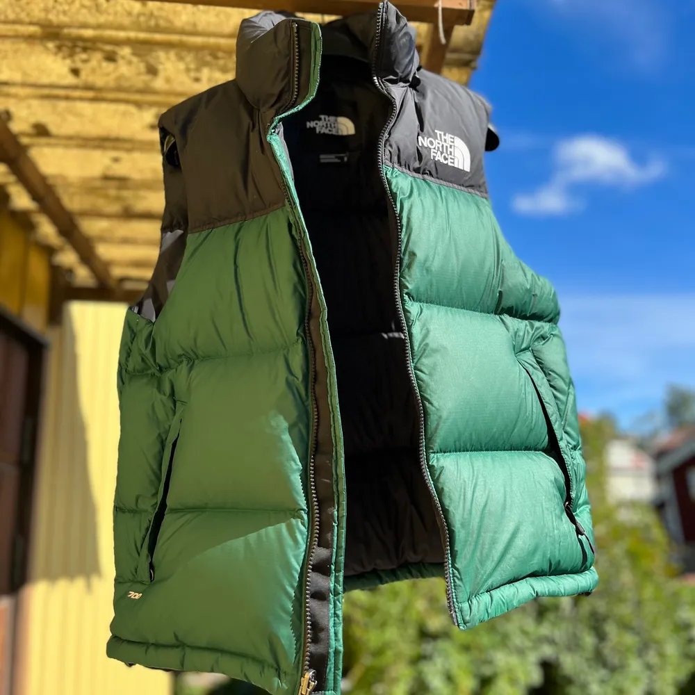 Använd fåtal gånger, som ny! north Face vest  1996 retro nuptune gilet  . Övrigt.