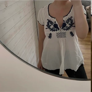 Odd molly  - Knappt använd tröja från oddmolly, storlek 1 som motsvarar S. 