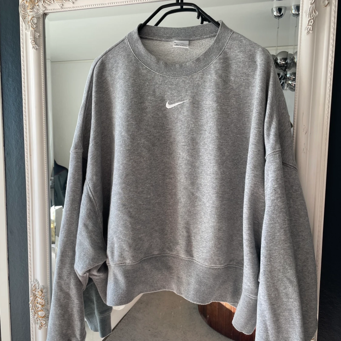 Nike oversized sweatshirt 