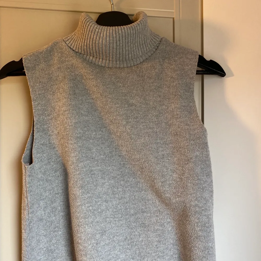 Jättefin o trendig tröja från Zara!💗 Köparen står för frakt💗. Tröjor & Koftor.
