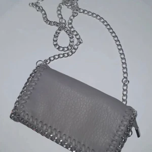 Tiamo väska  - En fin tiamo väska, liten ❤️