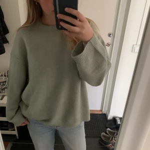 Stickad tröja  - Fin mint grön tröja💗