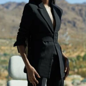 Helt ny kavaj  - Helt ny kavaj med prislappar kvar storlek 36 