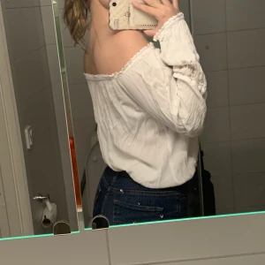 KappAhl - Säljer denna blouses för 45kr+frakt