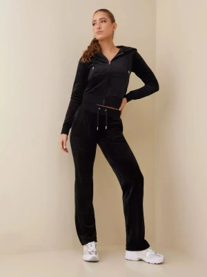 XXS - Hej söker ett par juicy couture färgen svart eller marinblå storlek XXS. Jag kan tänka mig att betala 200-500!💗