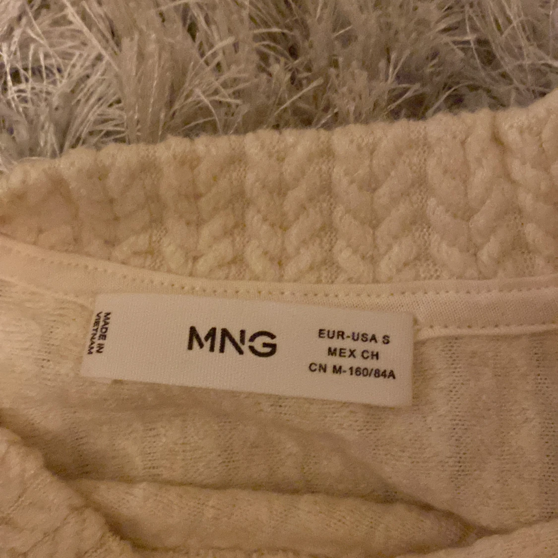 Vit Stickad t-shirt - 91