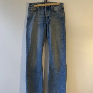 Hope Jeans 28/29 - Bra skick  Sitter mer som 29or Är 180 och sitter bra 