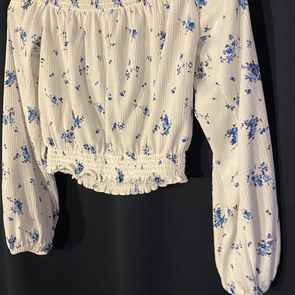 Blommig långärmad topp - 90