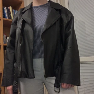 Miss Joy authentics skinnjacka  - Storlek 44, oversized vintage leather jacket