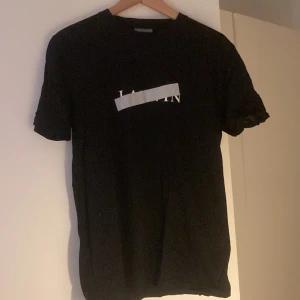 Lanvin tshirt - Bra skick strl S