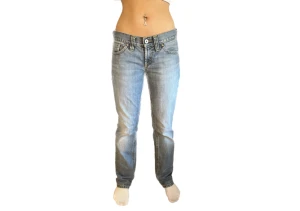 Peak Performance Jeans - Säljer dessa ascoola lågmidjade peak performance jeans!! kom med prisförslag 