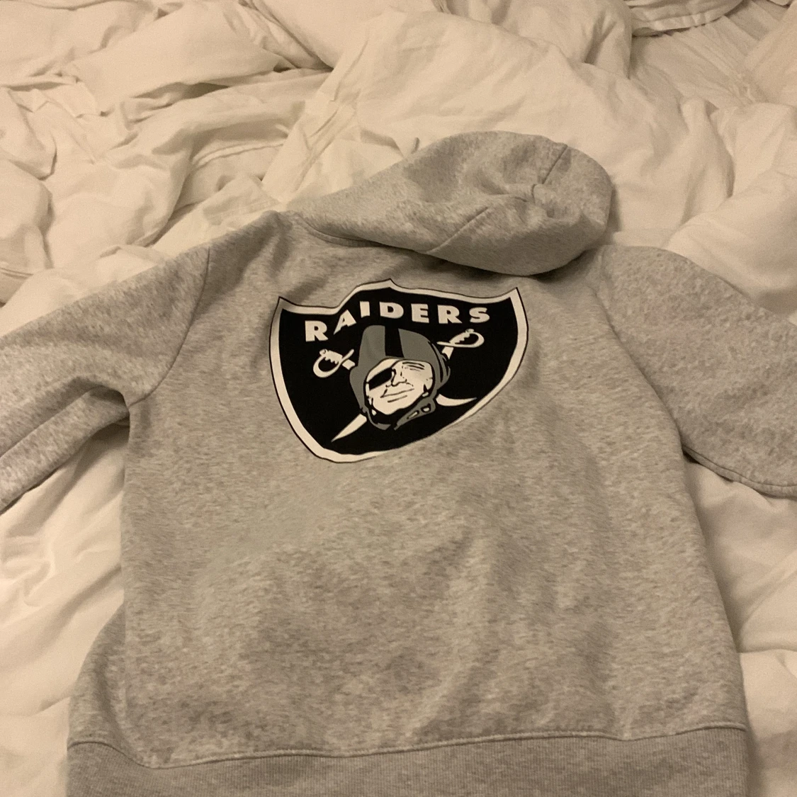 Raiders hoodie  - 90