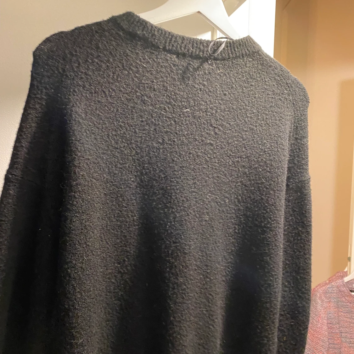 Svart stickad tröja  - 91