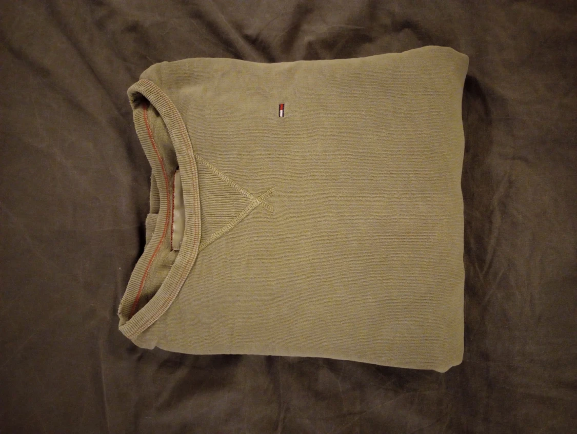 Tommy Hilfiger sweatshirt