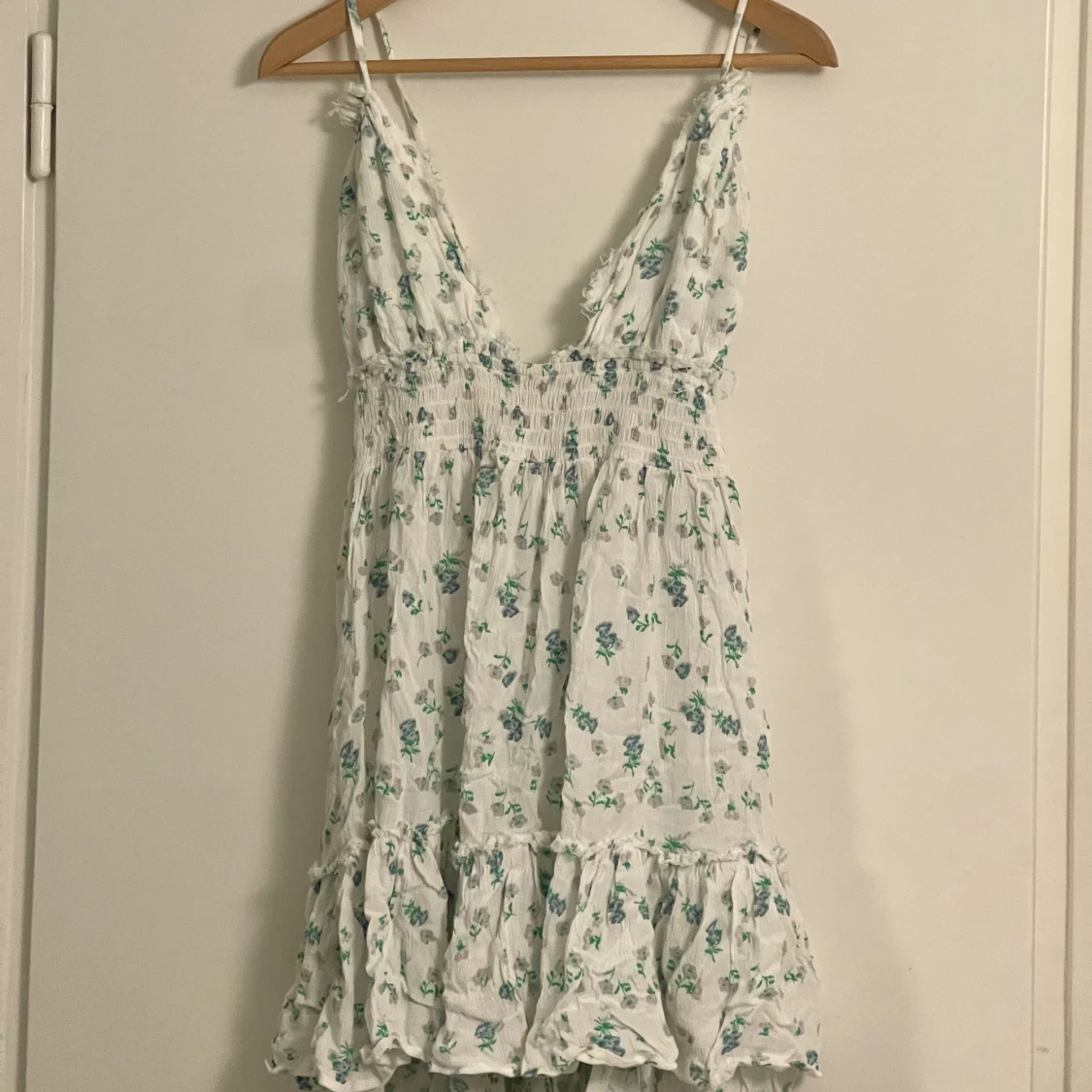 Blommig klänning - 91