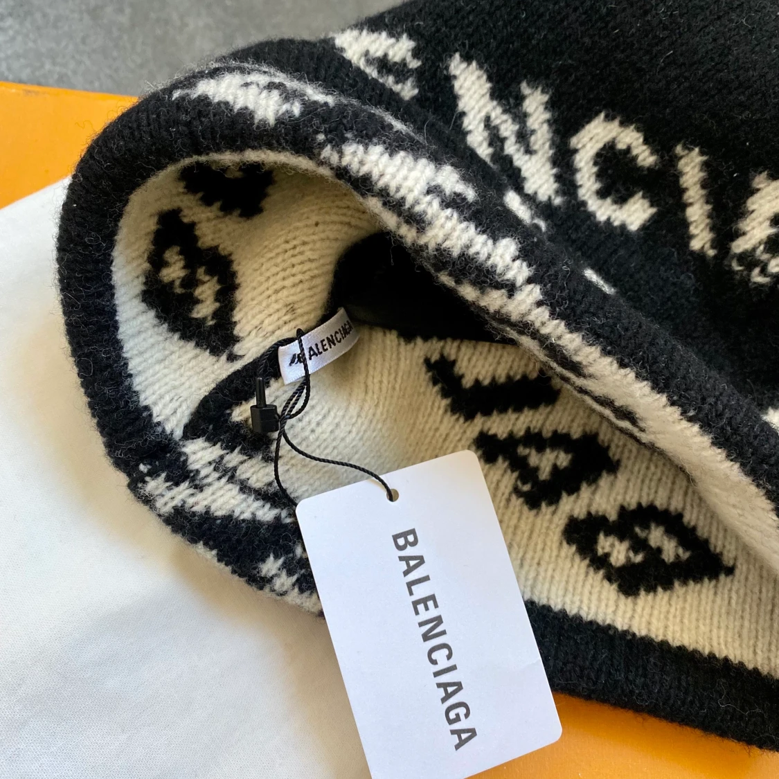 Balenciaga Beanie  - 90
