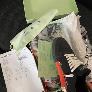 Offwhite skor stl 43 - Nya med kvitto 