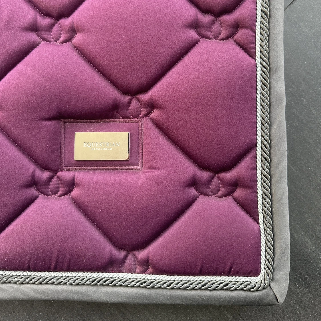 Equestrian Stockholm dressyrschabrak  - 90