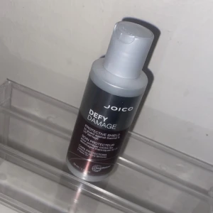 Joico - Defy Damage Protective Shield - Ny/oöppnad. Se bild 3 för produktbeskrivning OBS! Glöm ej kolla alla mina annonser eftersom paketpris ordnas vid köp av fler produkter! Kan även postas med frimärke/portokod för 30:-