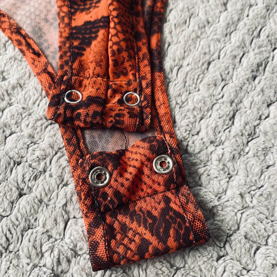 Ormmönstrad body mesh - 90