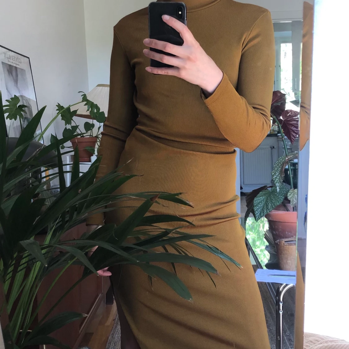 Guldig klänning från h&m storlek 36 - 91