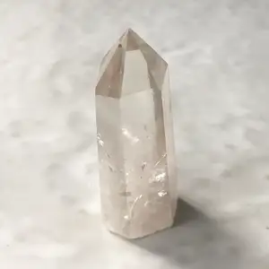 Kristalltorn i magisk bergskristall ⭐️ betalning via swish