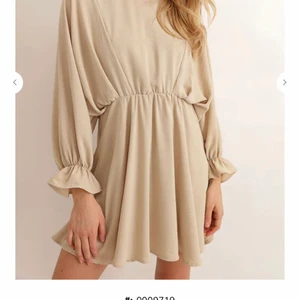 Dinner In Italy Dress, storlek XS - Aldrig använd. 