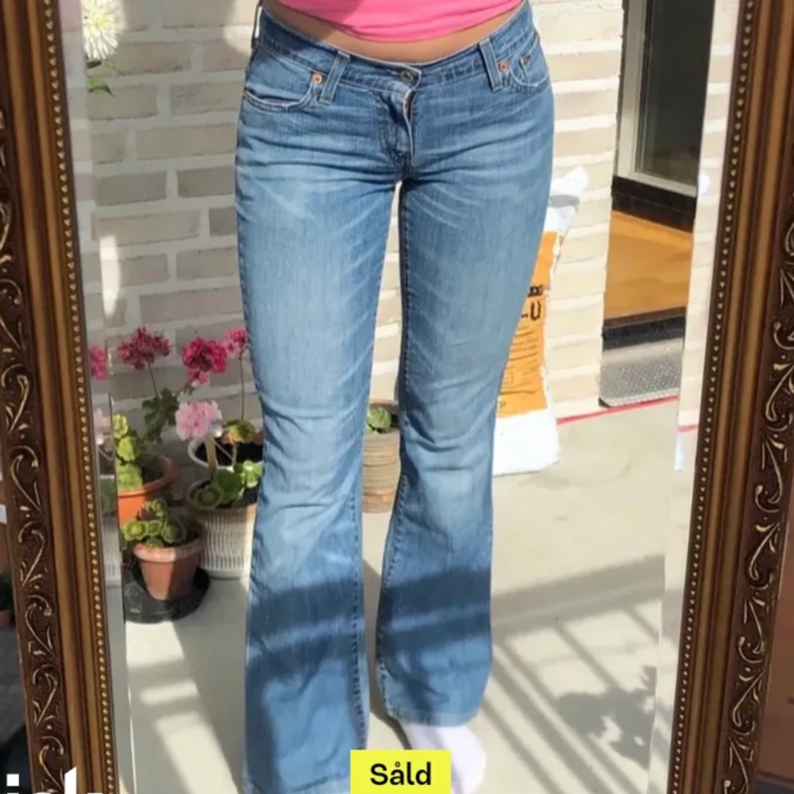 Lågmidjade levis jeans flare