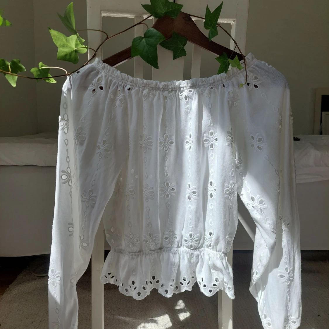 Drömmig vit sommarblus - 90