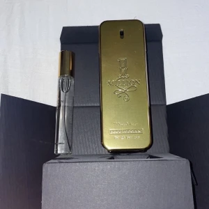 One million parfym - Pack Rabanne One million eau de toilette  2 stycken olika Går att köpa båda för 1100kr eller 650kr för en  aldrig använda